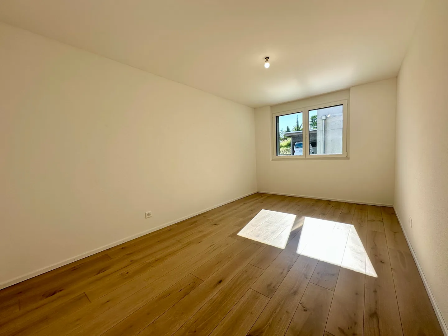 Esclusivo - Ultimo appartamento di 3,5 stanze con alto standard - Foto 6 di 8