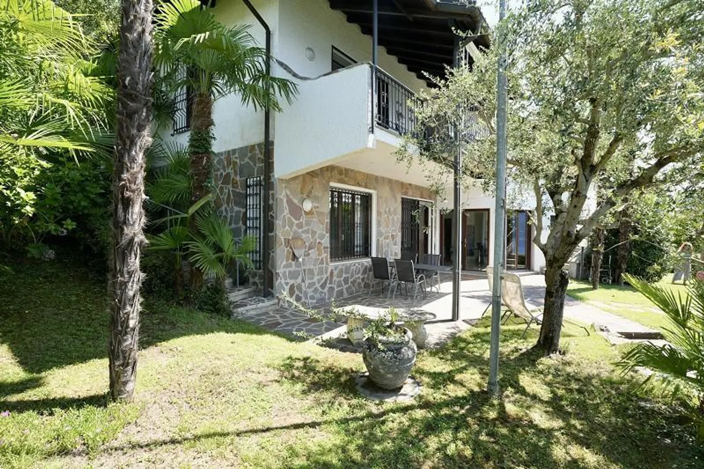 Villa di 7 1/2 locali vista panoramica sul lago - Foto 42 di 47