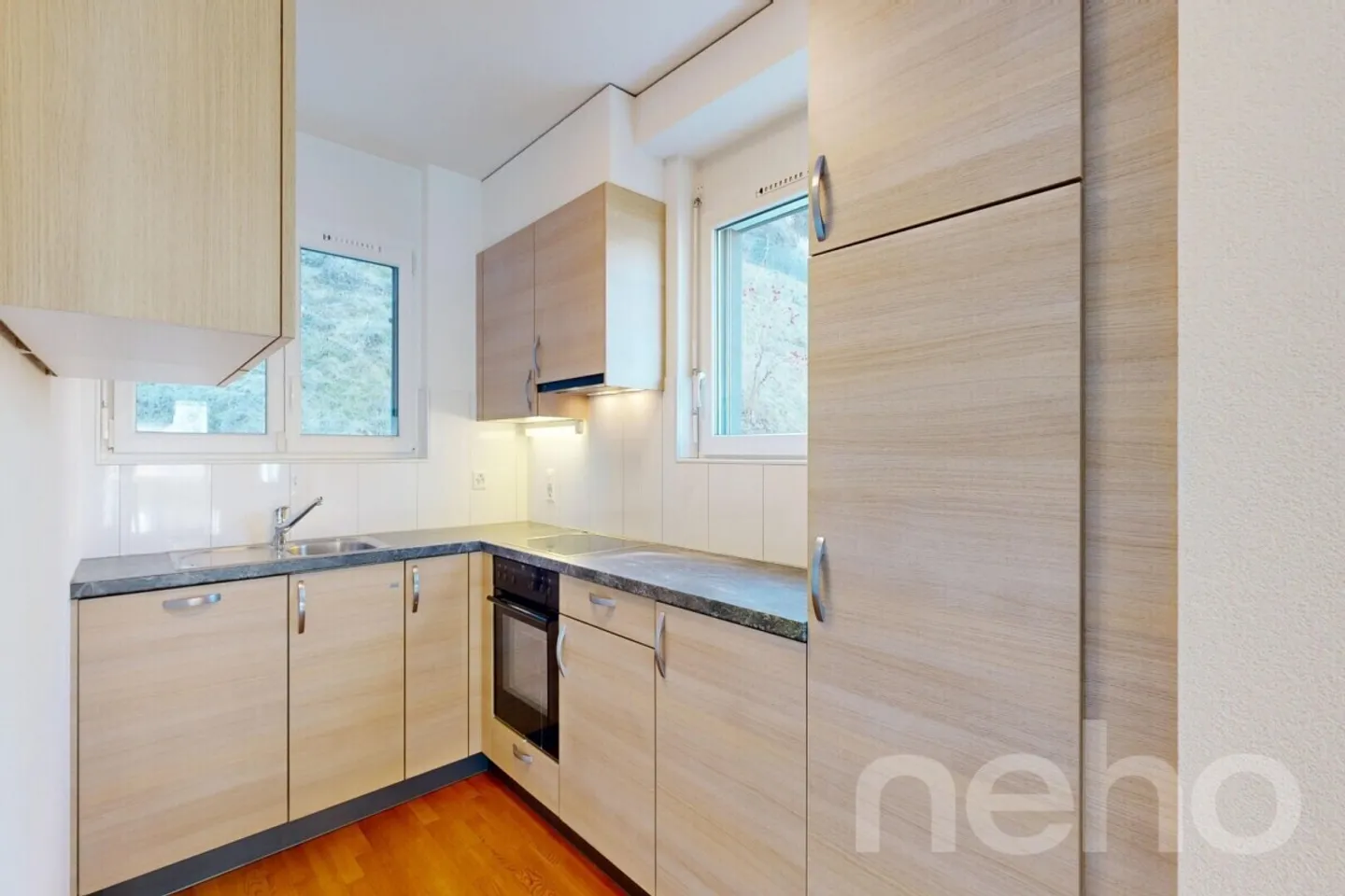 3.5 room apartment with garage box in Bramois - Photo 3 of 12