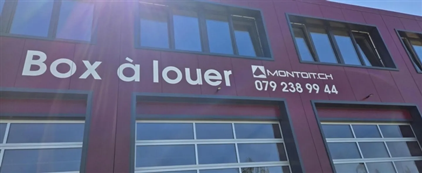 Yverdon-les-Bains, à louer, BOX de 120 m2 avec porte sectionnelle - Photo 1 sur 6
