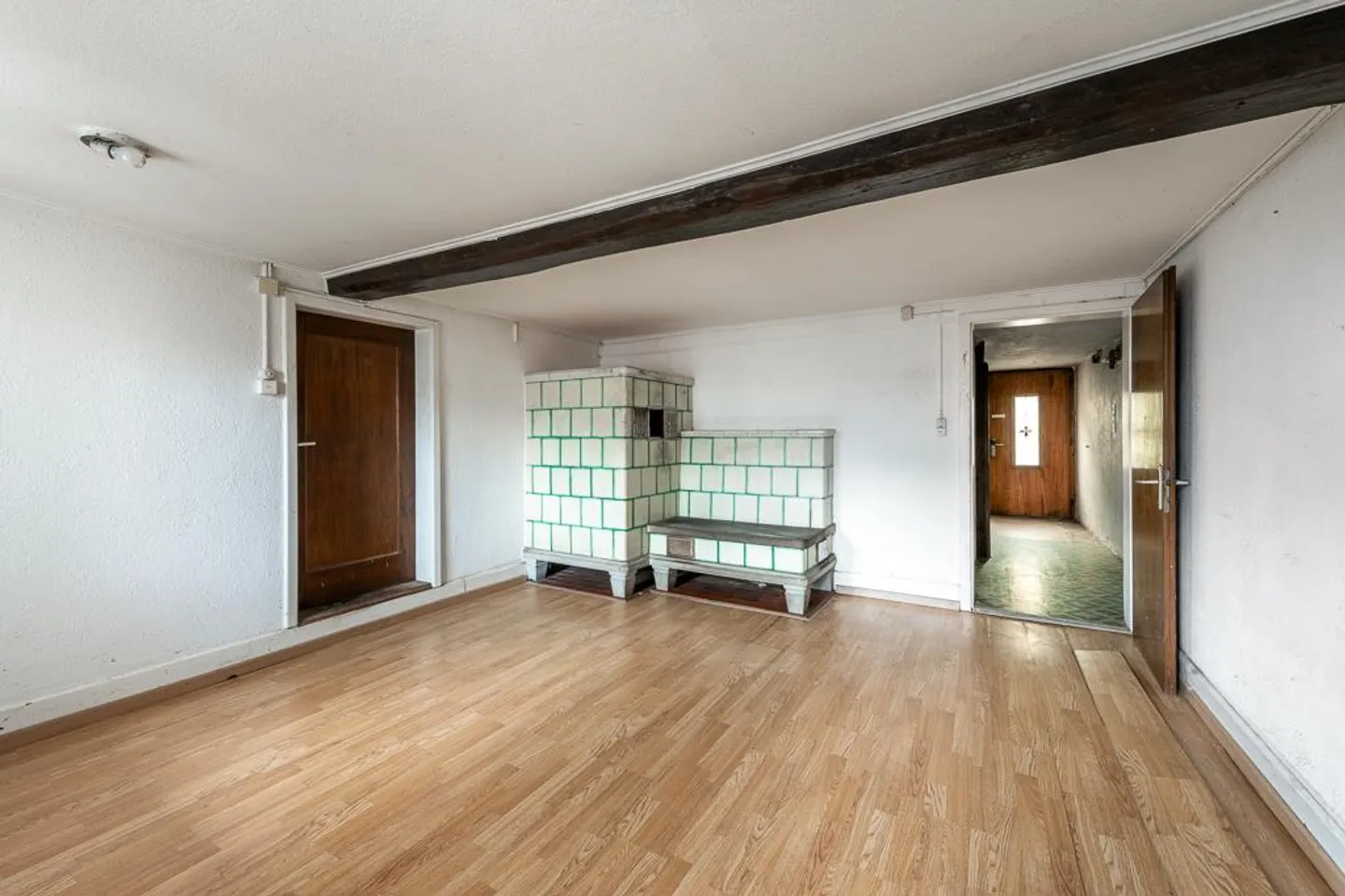 Hettenschwil: 5-room residential house with commercial part and barn - Photo 4 of 9