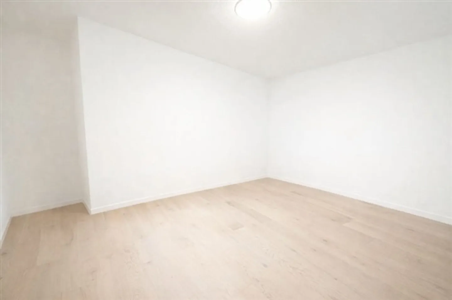 4.5-room apartment with balcony in Lyss - quiet & family-friendly - Photo 9 of 11