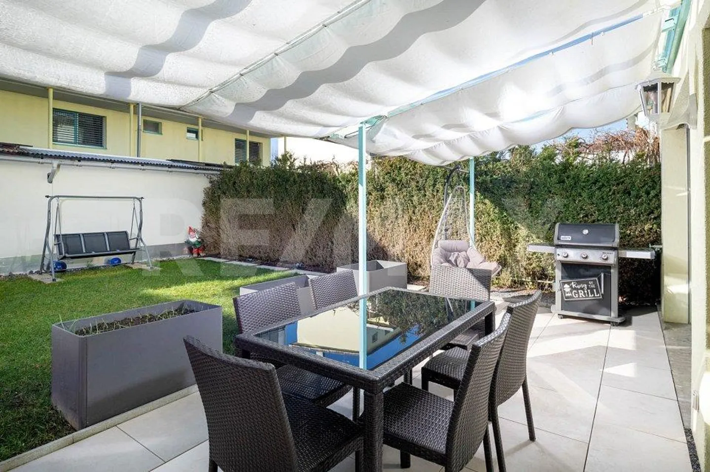 Appartement en duplex spacieux de 5,5 pièces avec jardin bien entretenu au GASTERWEG 9B à UZNACH SG à vendre ! - Photo 4 sur 13