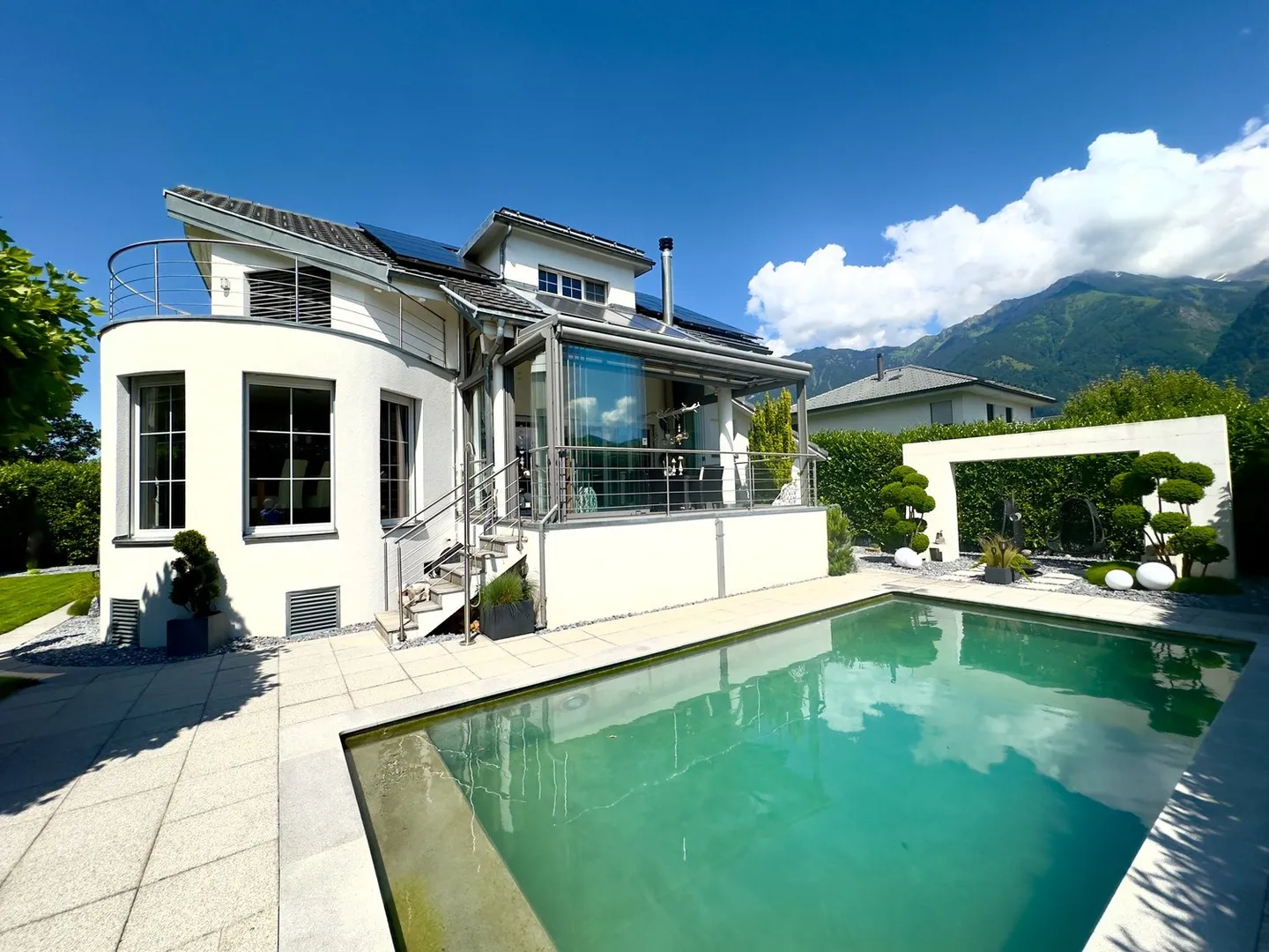 Maison individuelle premium exclusive avec piscine et jardin paradisiaque - également comme 2ème résidence - Photo 1 sur 13