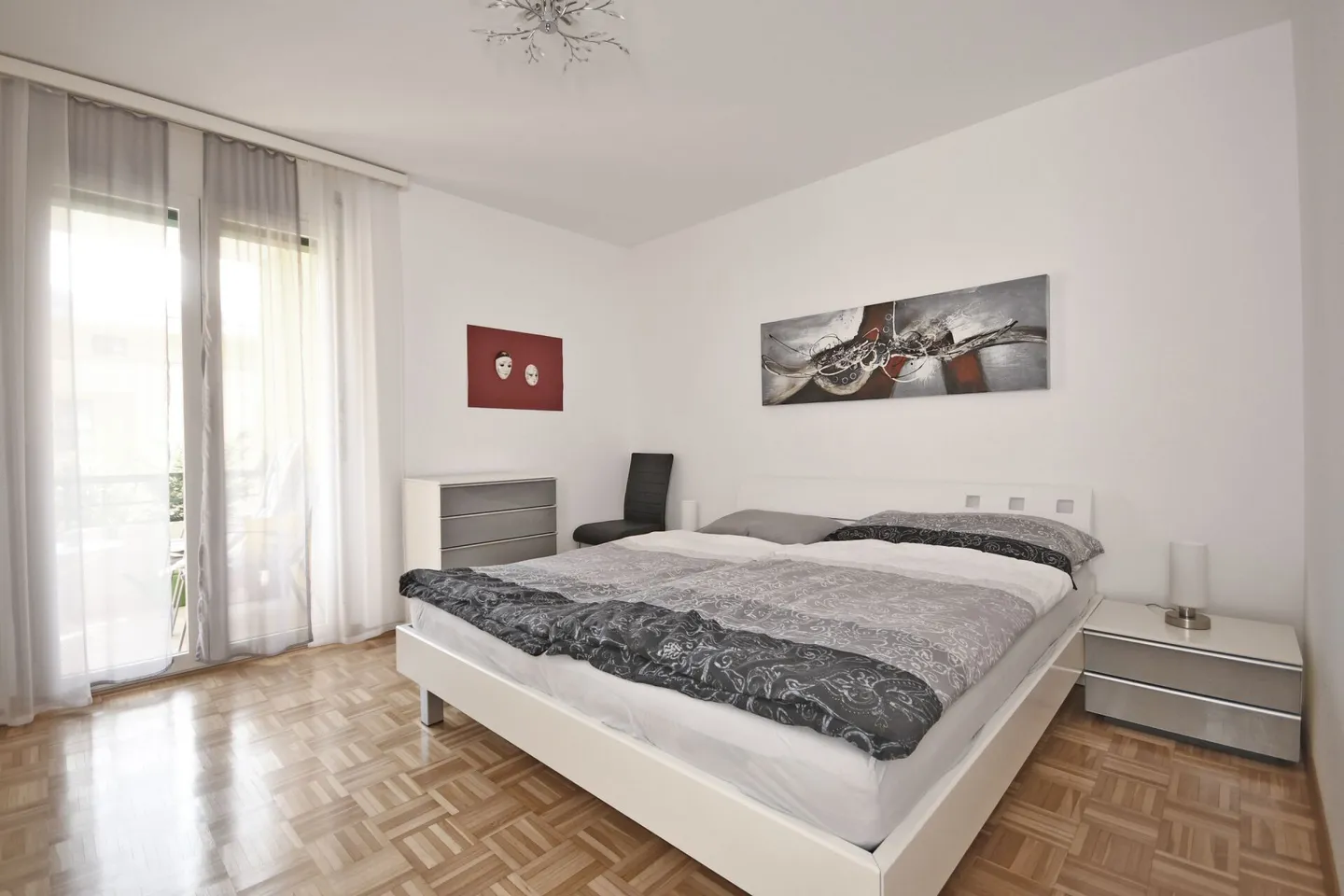 2.5-room condominium including 1 parking space - Photo 5 of 9