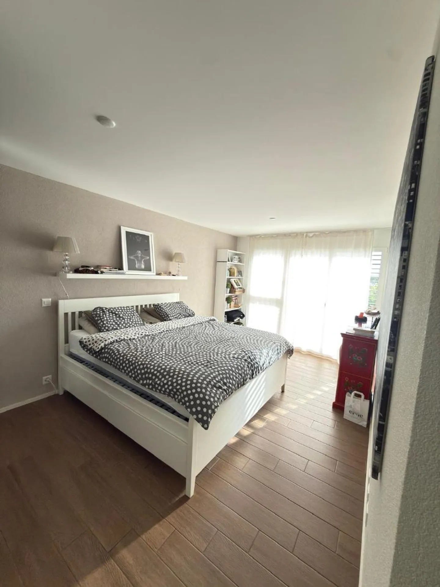 Furnished 4.5 Room Apartment - Photo 5 of 6