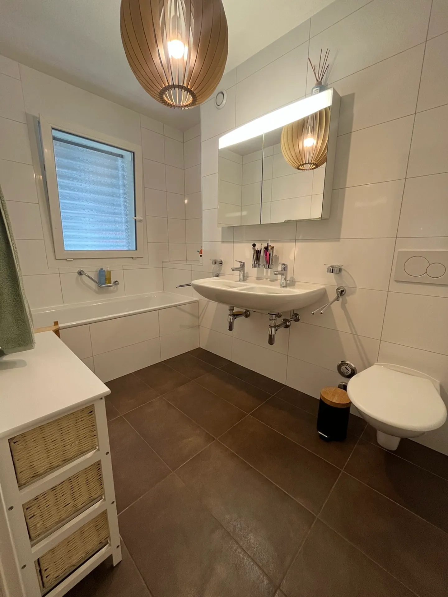 Stunning 4.5 rooms on the 2nd floor - Photo 8 of 9
