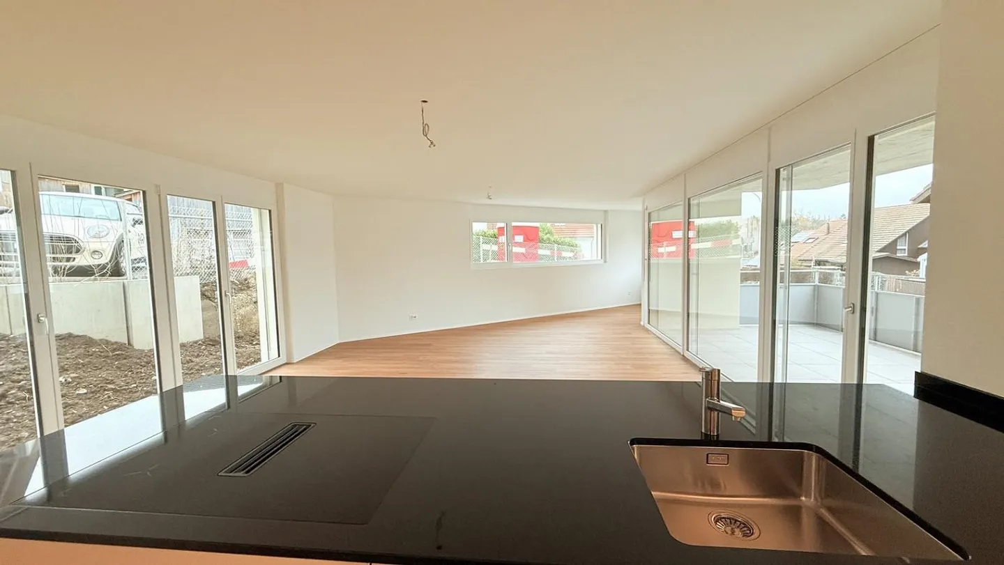 First rental Modern 4.5-room apartments in a quiet and sunny location... - Photo 4 of 13