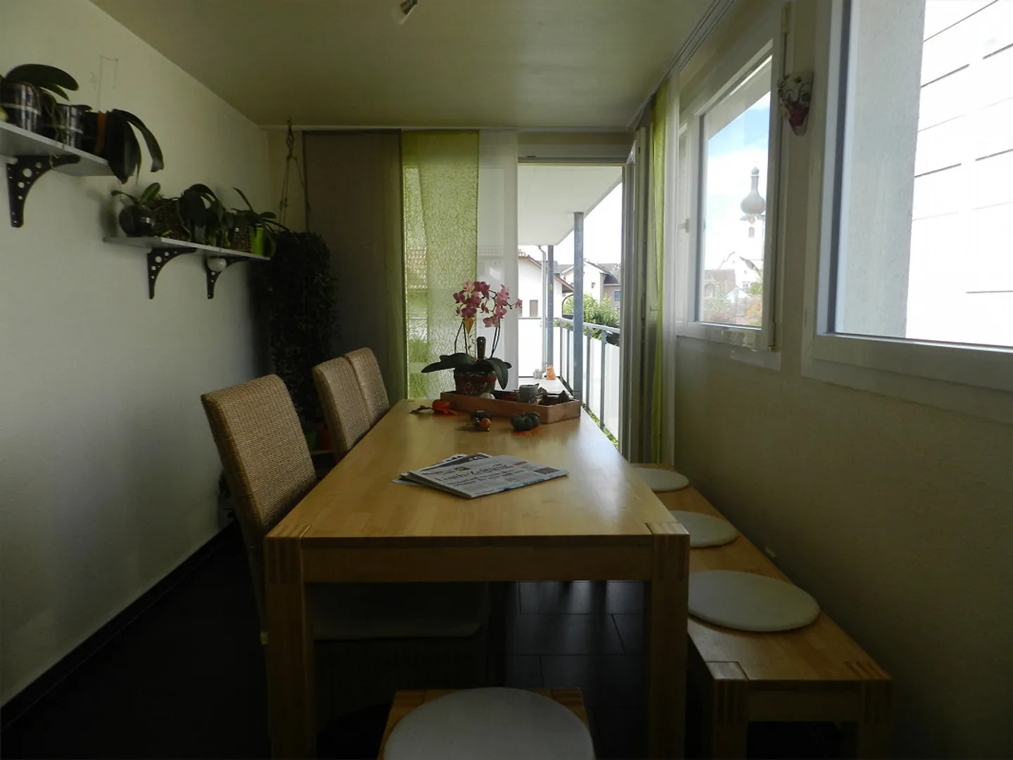 Appartement spacieux de 4 1/2 pièces avec terrasse couverte de 38m2 - Photo 5 sur 13