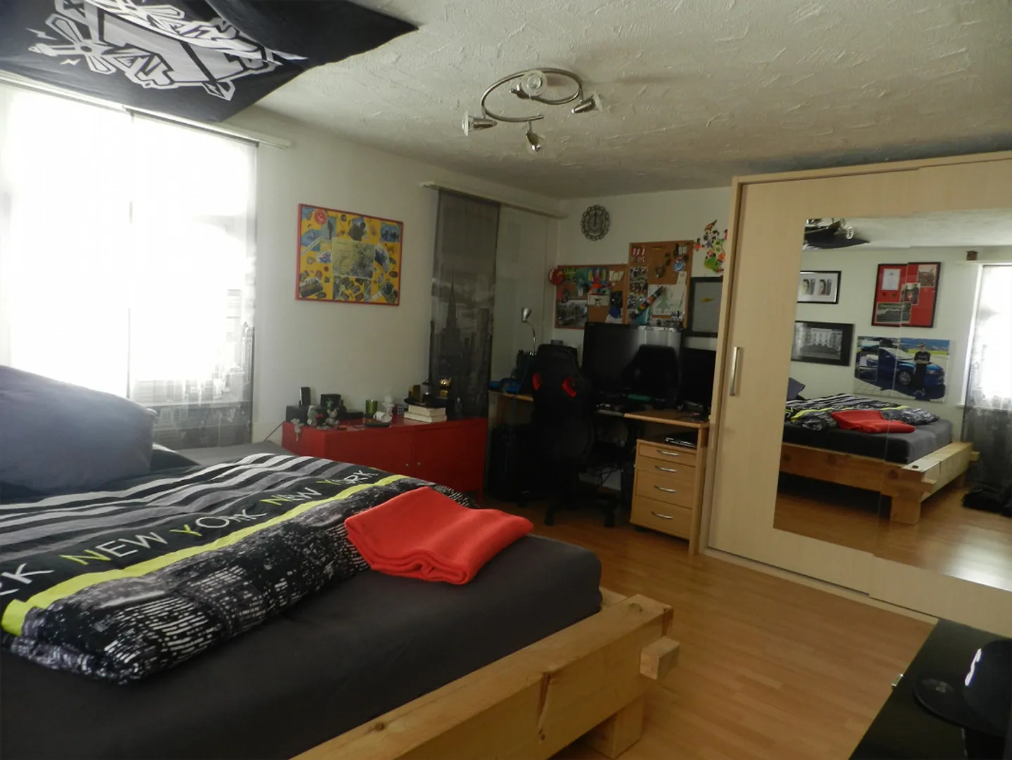 Appartement spacieux de 4 1/2 pièces avec terrasse couverte de 38m2 - Photo 8 sur 13