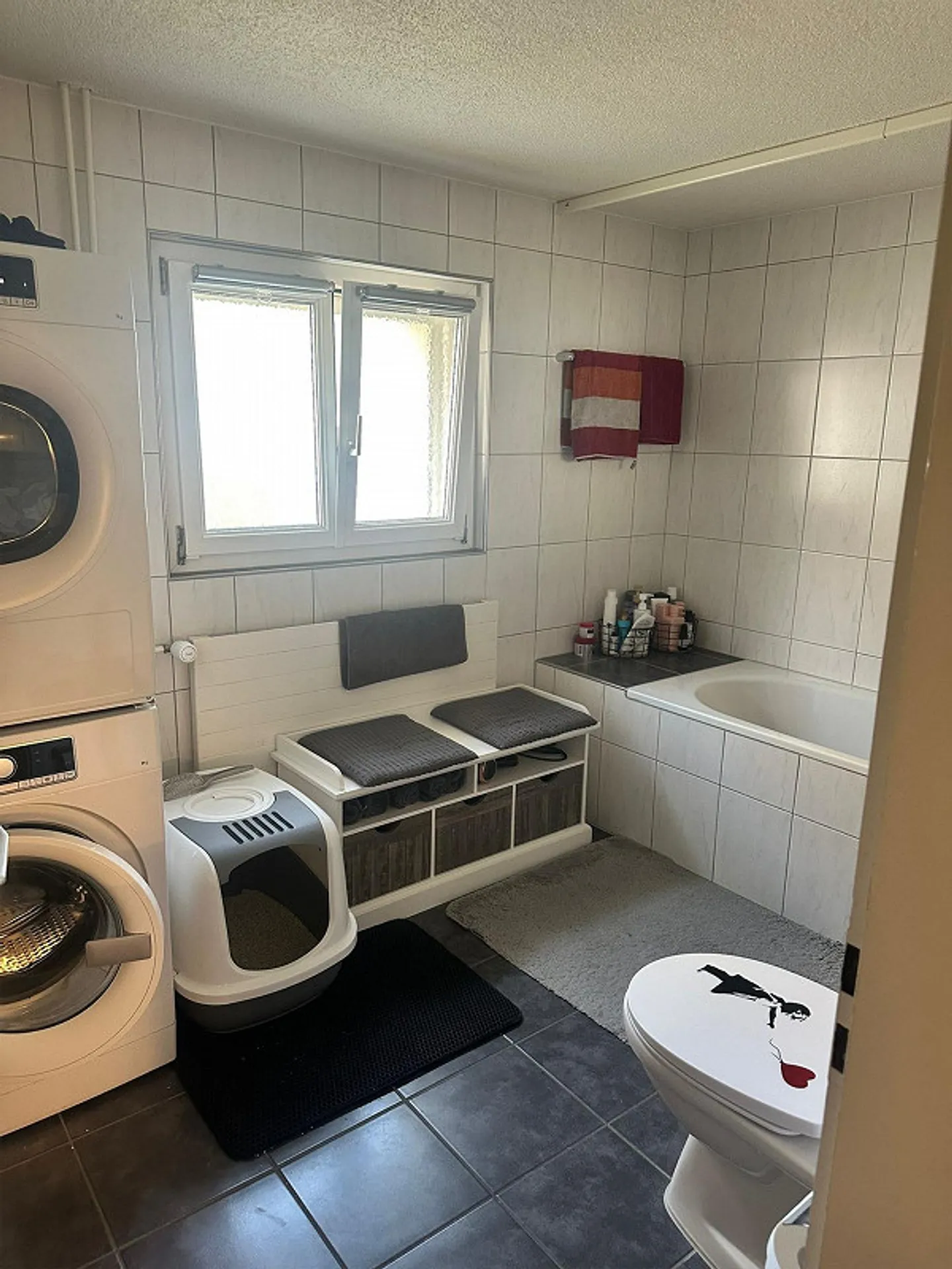 Appartement spacieux de 4 1/2 pièces avec terrasse couverte de 38m2 - Photo 12 sur 13