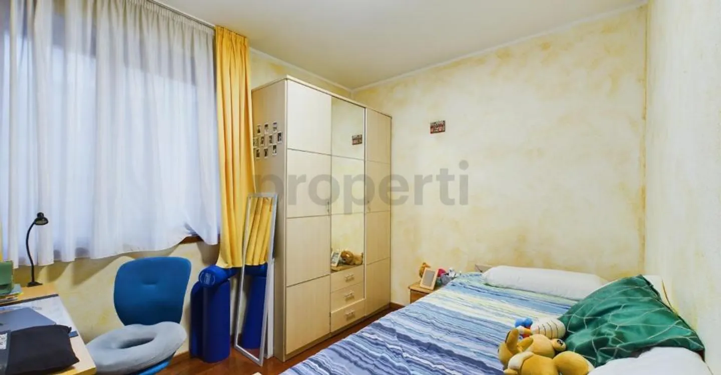 Ampio Appartamento Ristrutturato - Foto 6 di 10