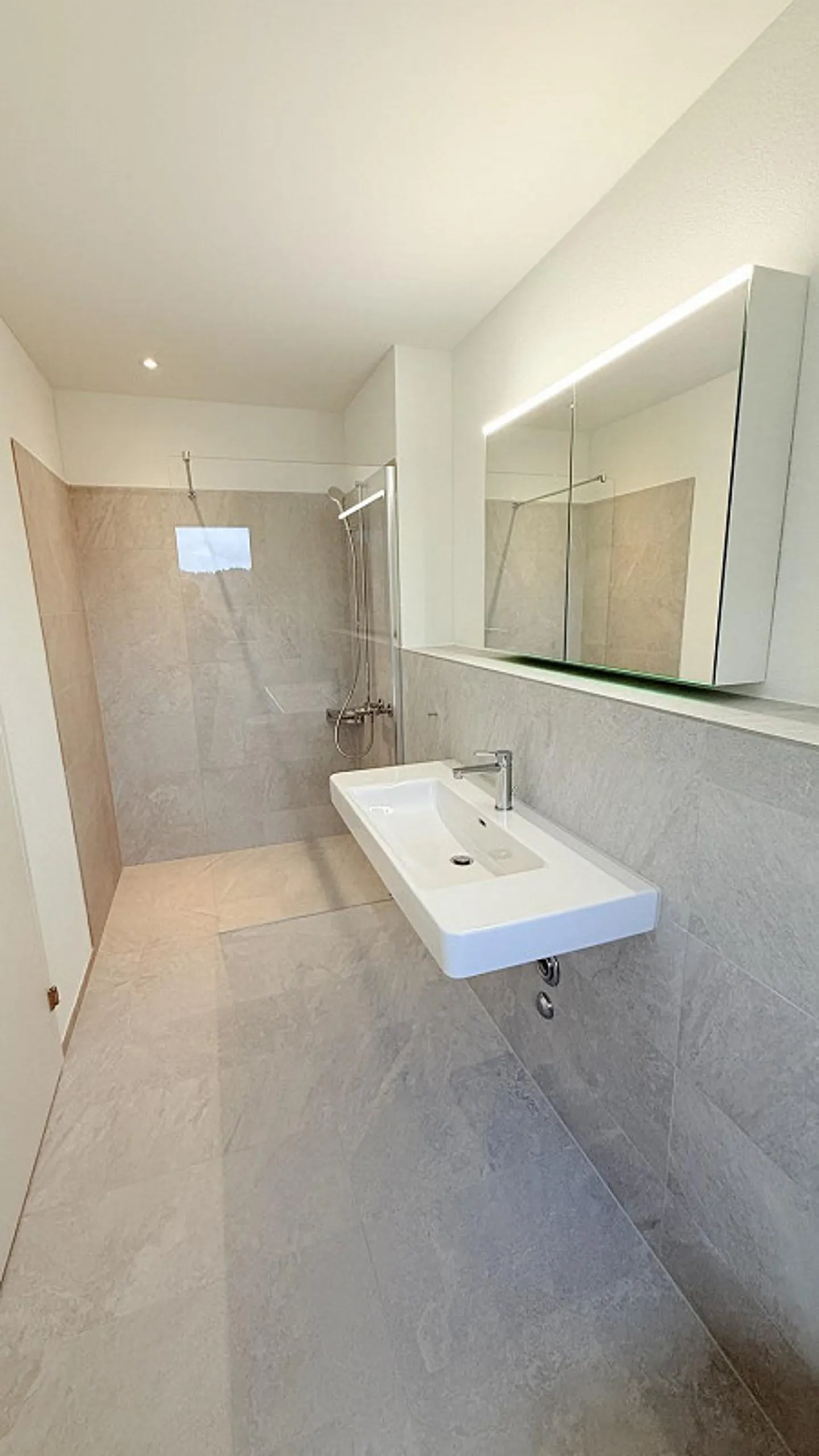 First rental Modern 4.5-room apartments in a quiet and sunny location... - Photo 13 of 13