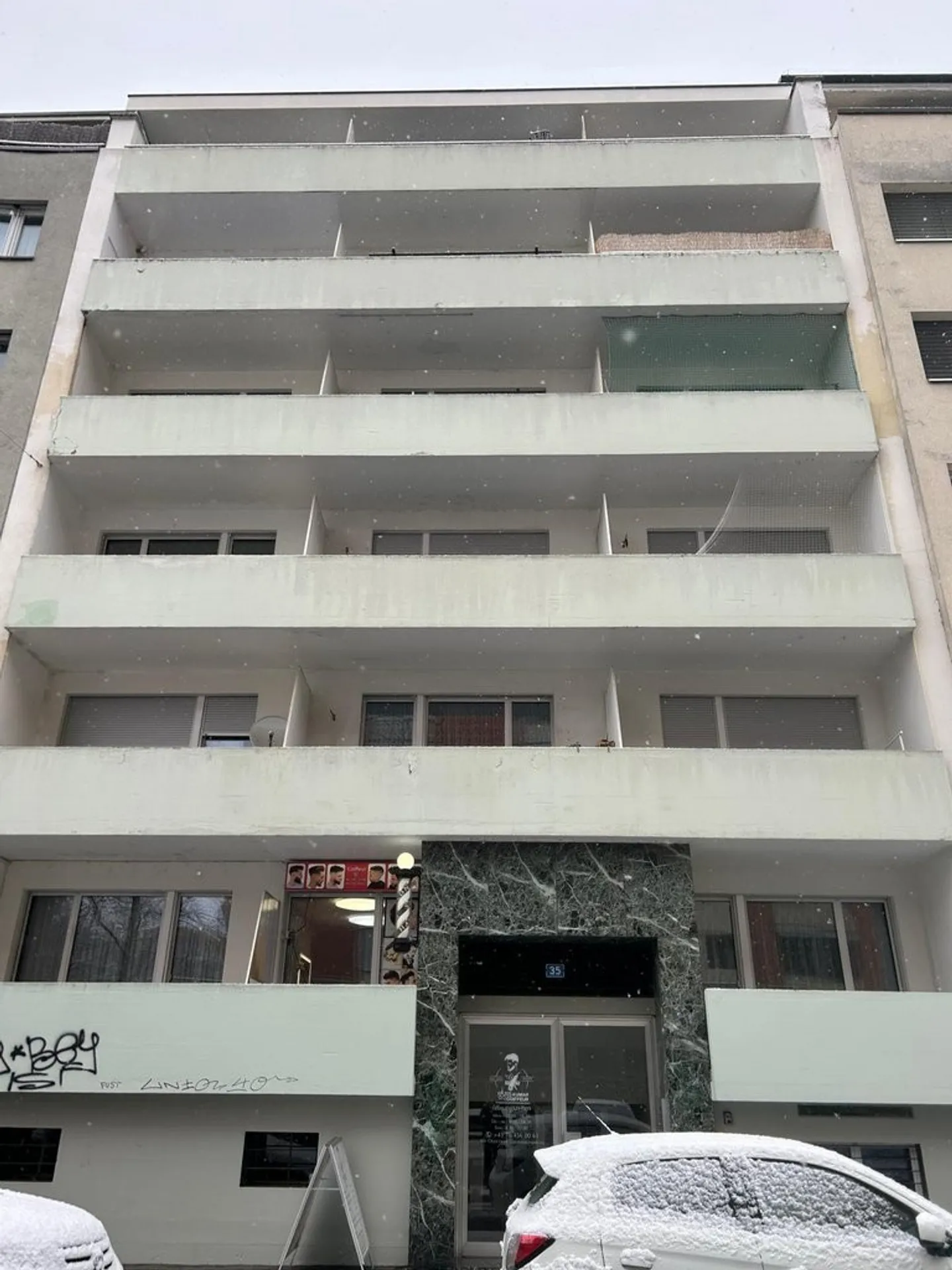 Helle 2-Zimmer-Wohnung mit 2 Balkonen im Kleinbasel - Foto 1 von 9