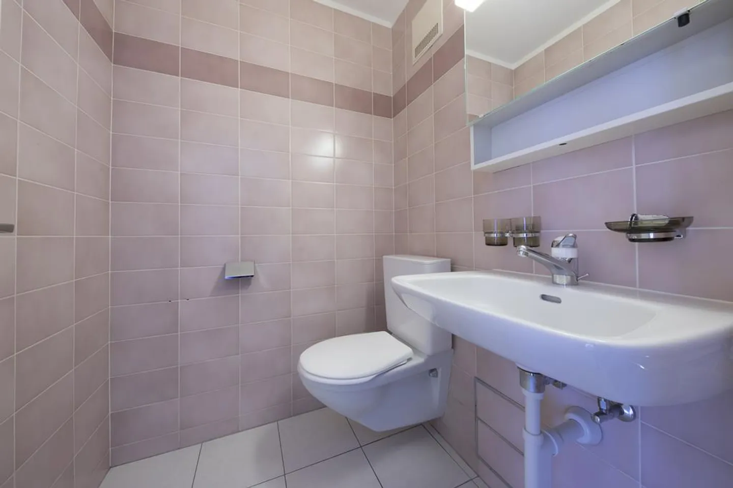 Living in a central location in Münchenstein - Photo 4 of 11