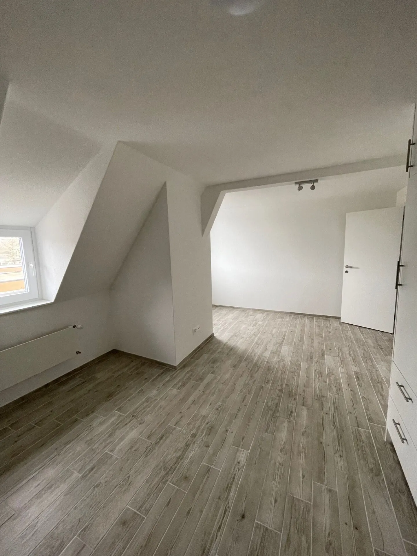Proprietà residenziale e commerciale attraente in una posizione centrale - Foto 8 di 8