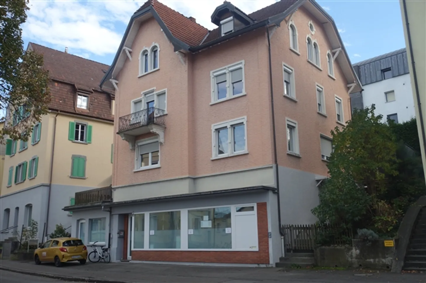 6-Zimmer-Wohnung - Foto 1 von 7