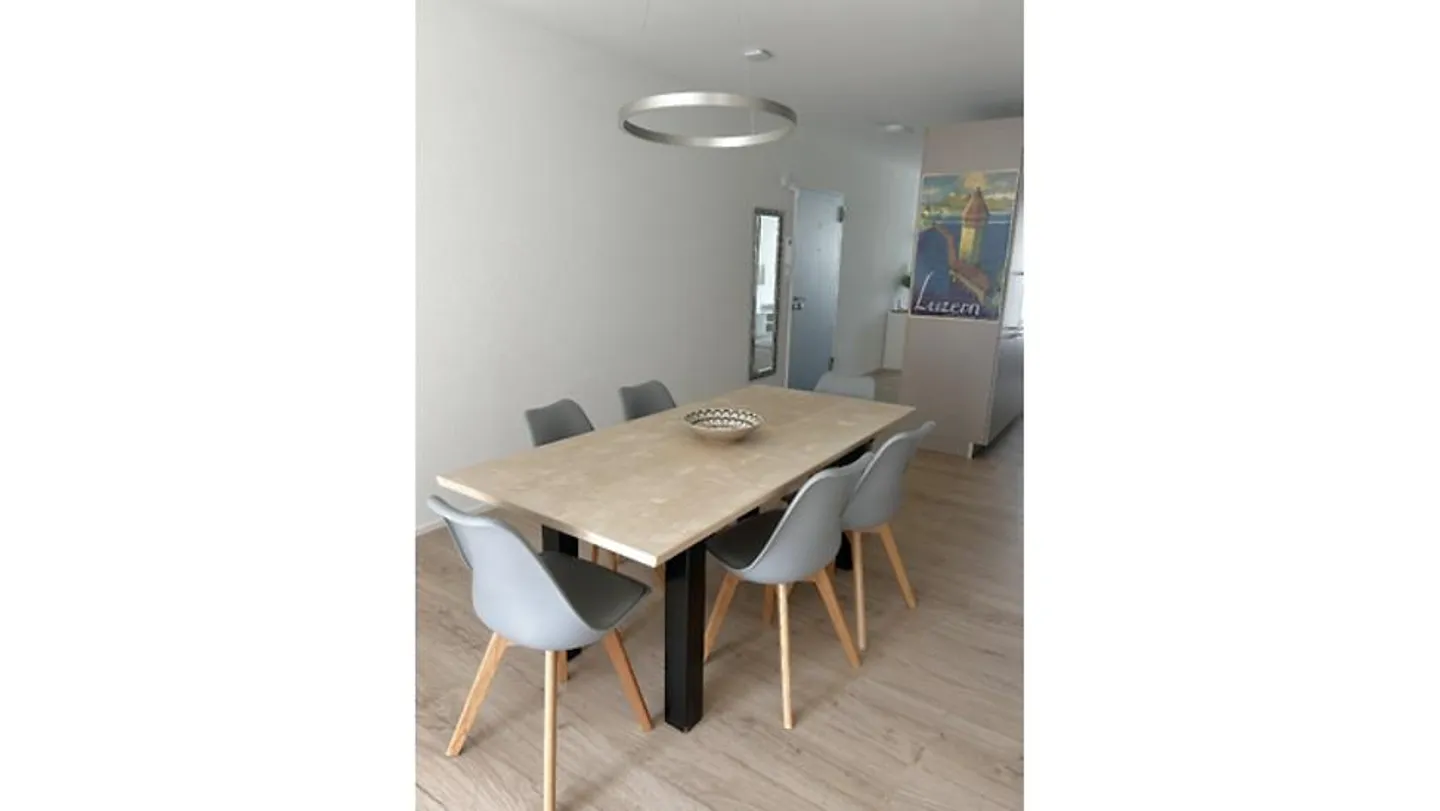 Modernes möbliertes Apartment - Foto 2 von 9