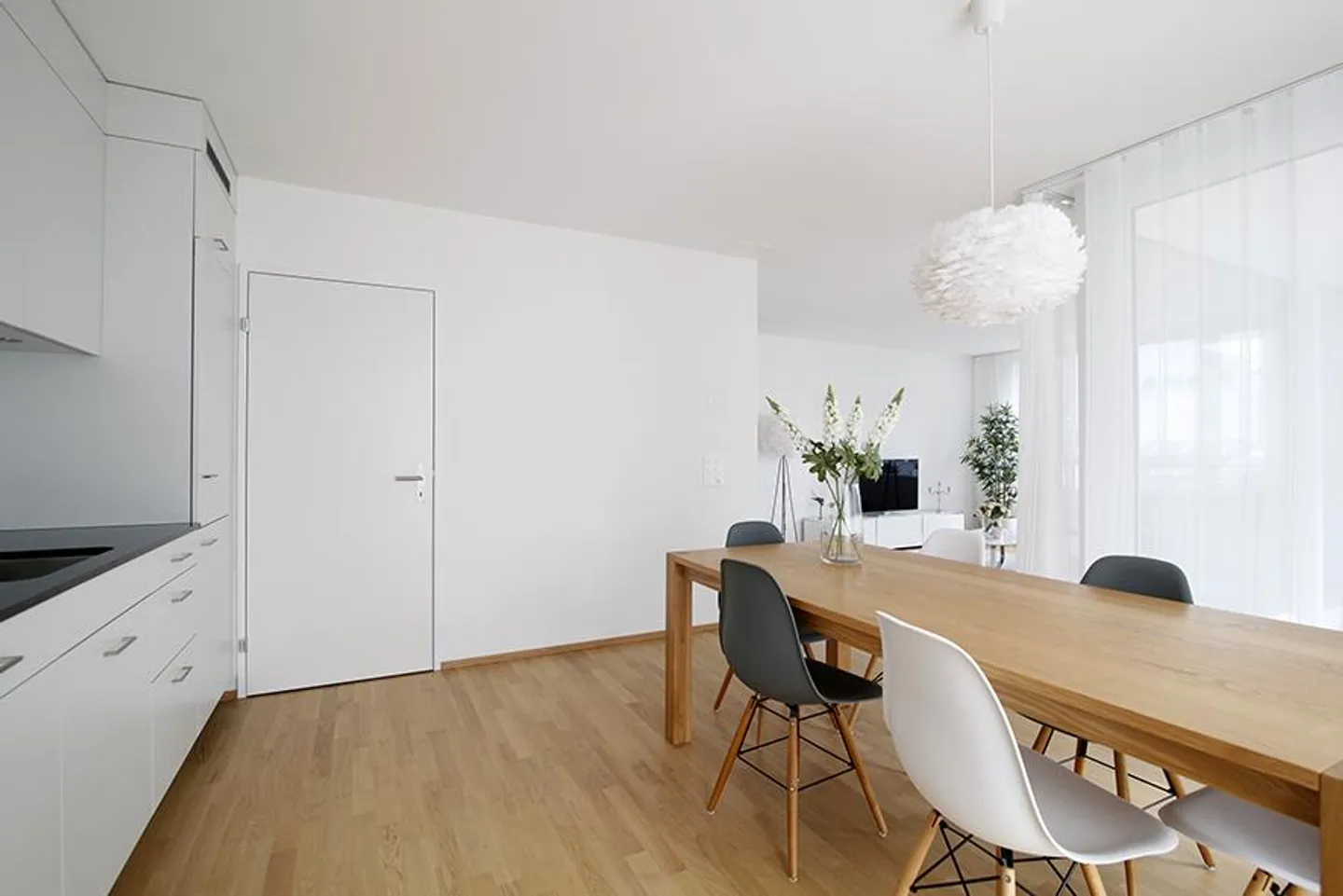 Living close to the city yet in peace? Your search ends here! - Photo 6 of 13