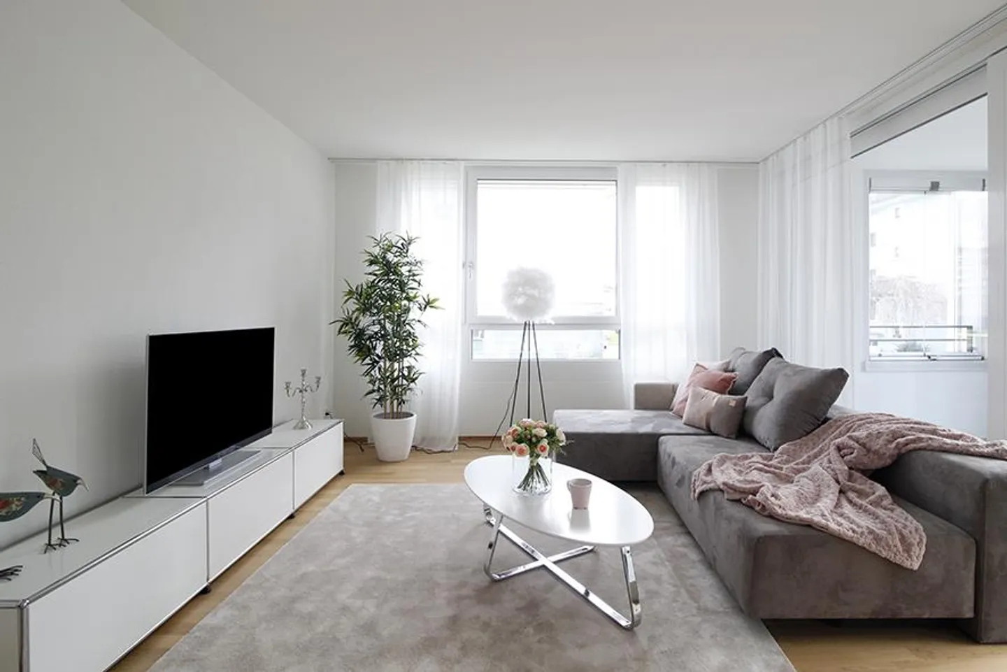 Living close to the city yet in peace? Your search ends here! - Photo 3 of 13