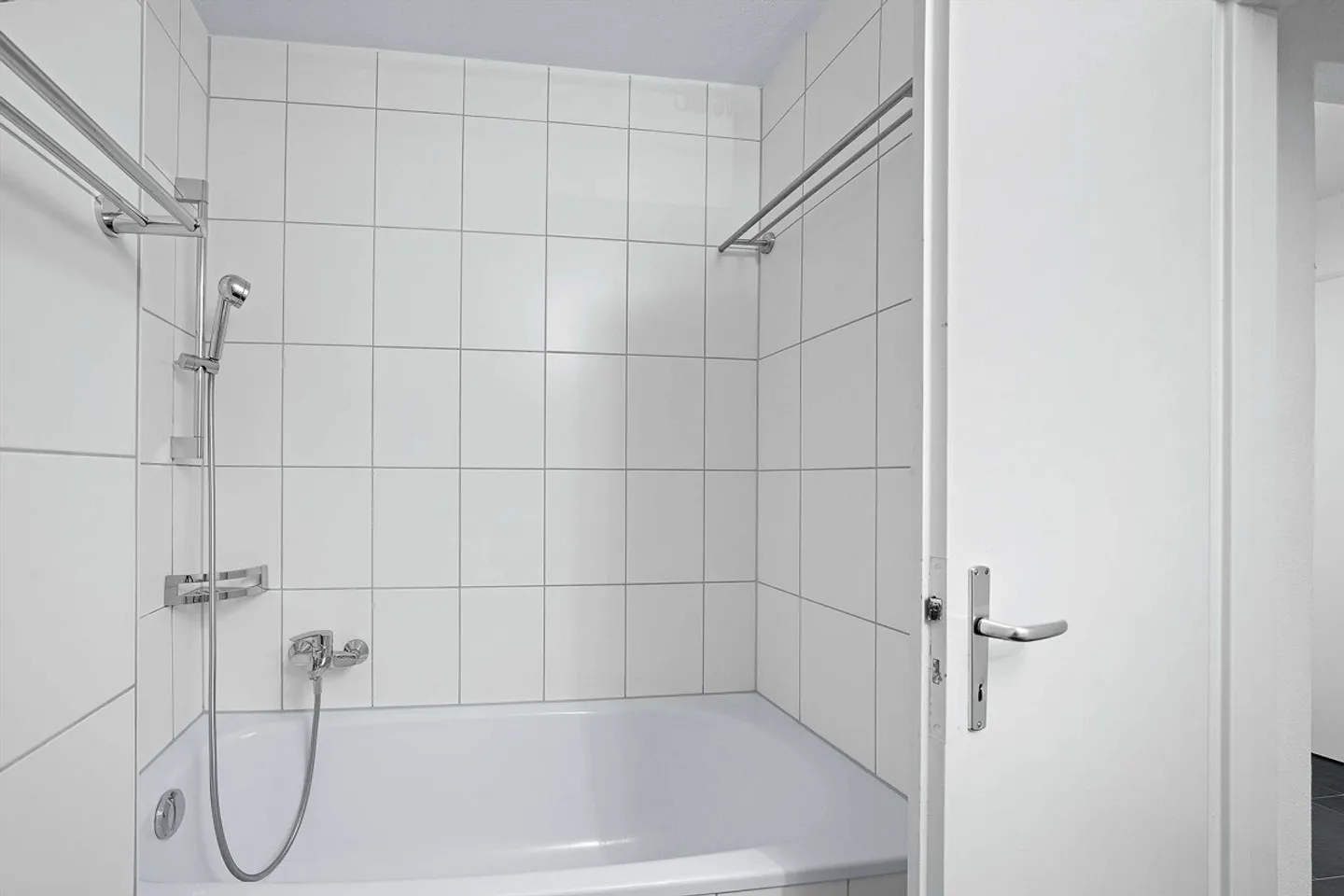 Bright 3-room apartment for rent in Oberuzwil - Photo 4 of 9