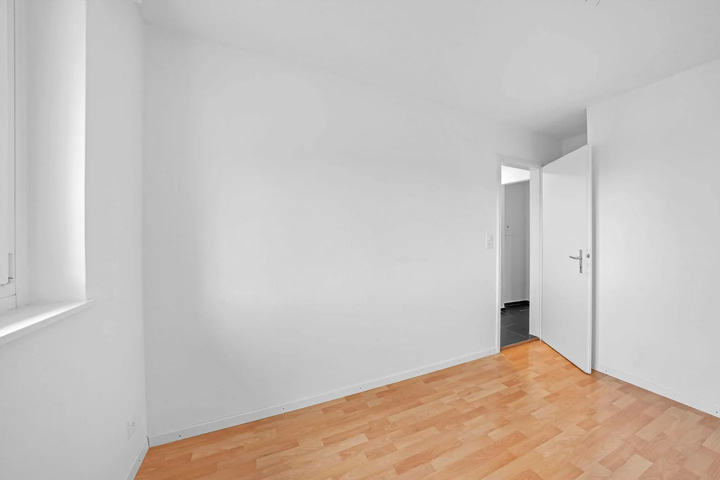 Bright 3-room apartment for rent in Oberuzwil - Photo 7 of 9
