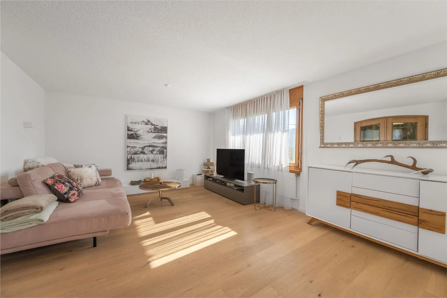 MythenHorizon - Grosses EFH in Schwyz - Foto 11 von 25