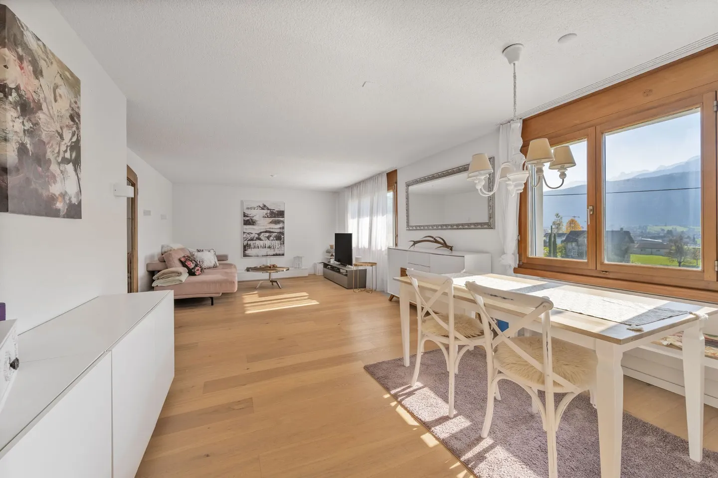 MythenHorizon - Grosses EFH in Schwyz - Foto 13 von 25