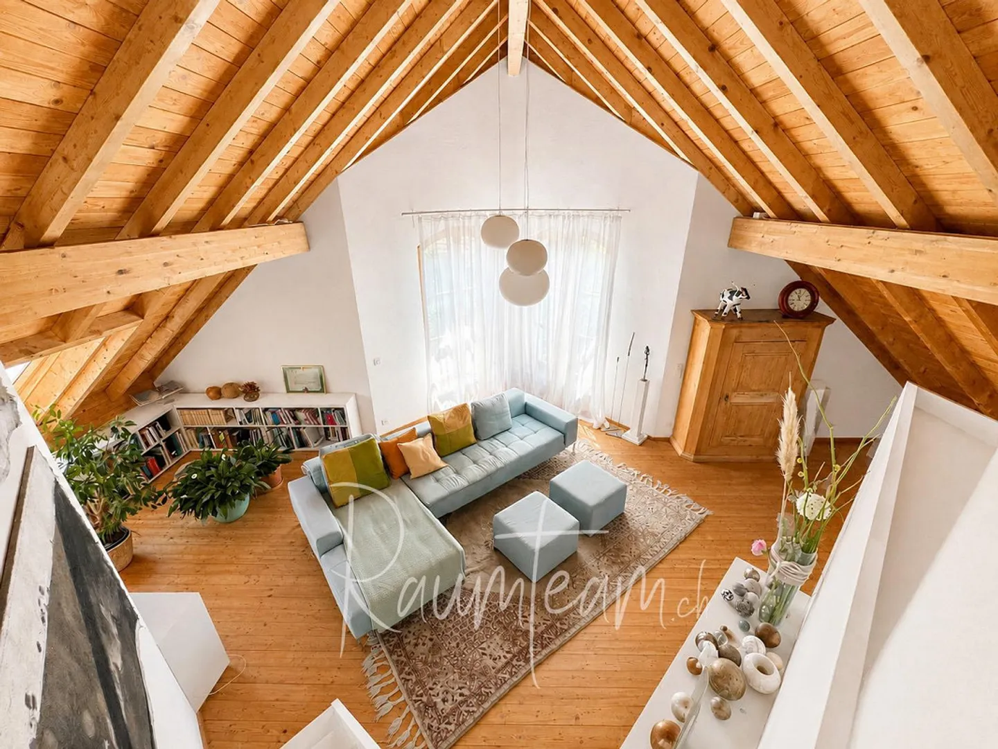 Une maison pour les familles avec un caractère particulier et un jardin de rêve - Photo 12 sur 16