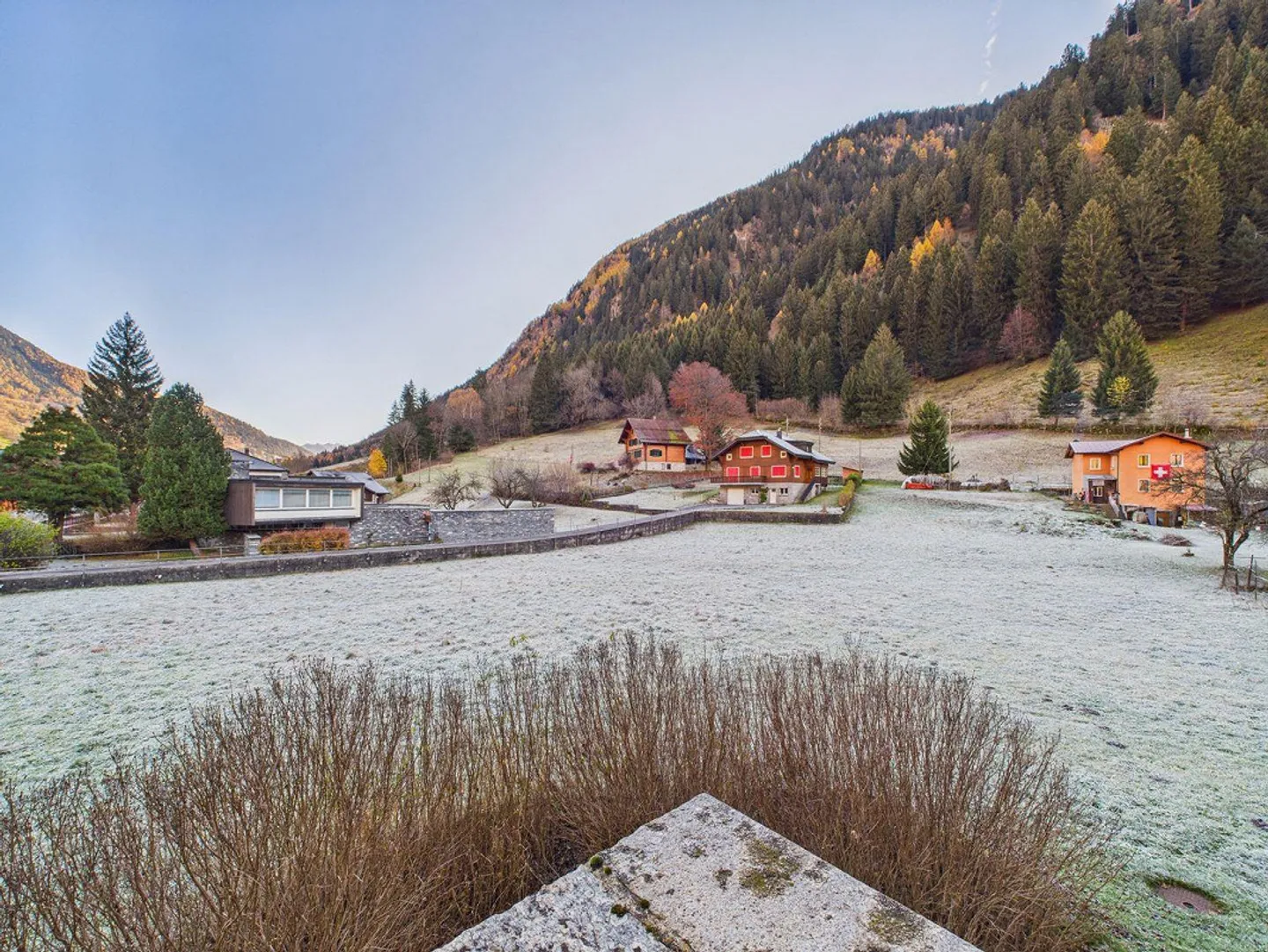 Traditional house with large and beautiful building land - Ambrì - Photo 11 of 14