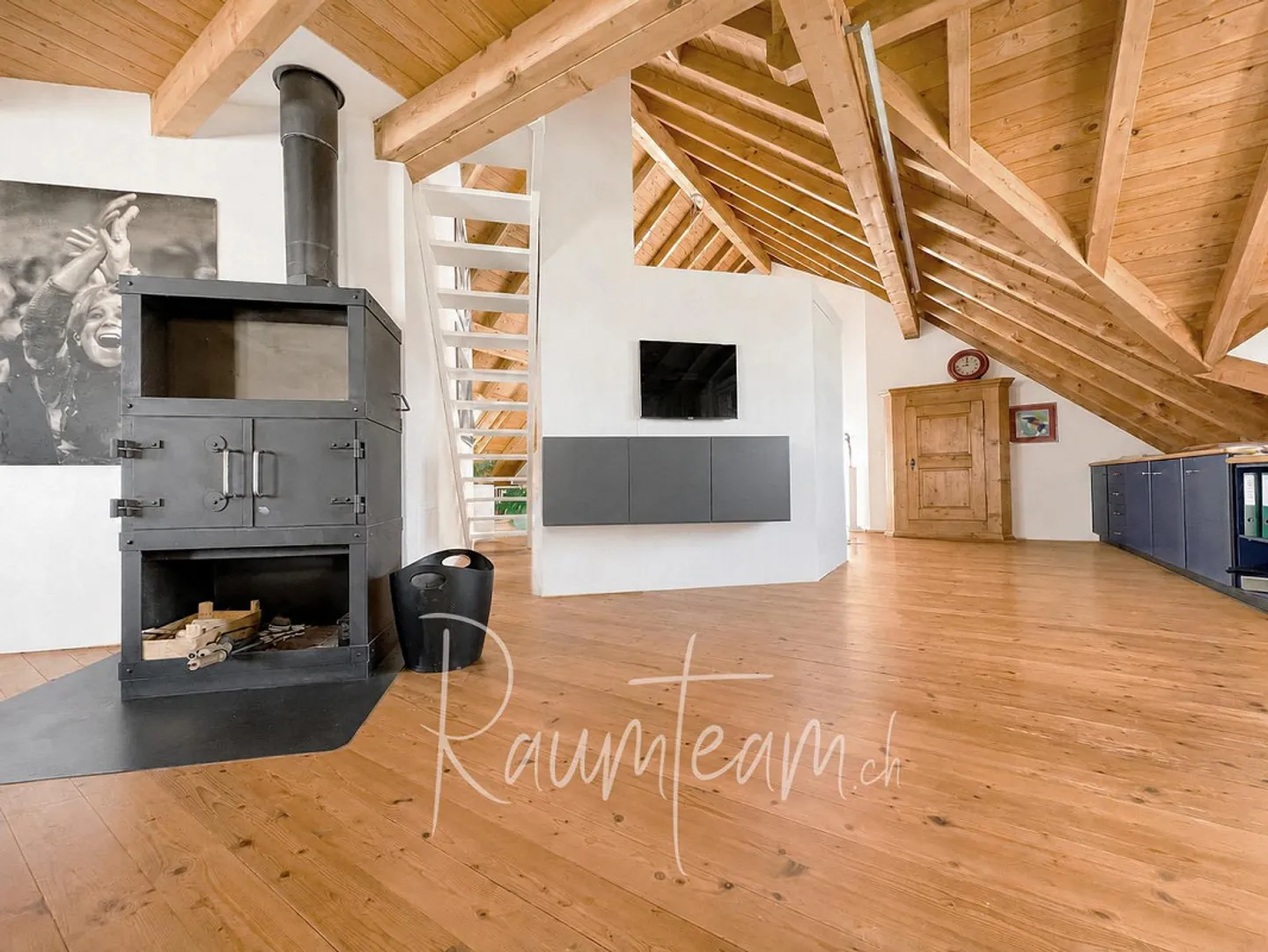 Une maison pour les familles avec un caractère particulier et un jardin de rêve - Photo 9 sur 16