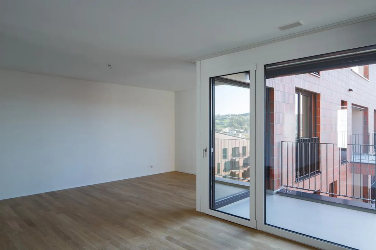 Helle 4.5-Zimmerwohnung - Foto 2 von 8