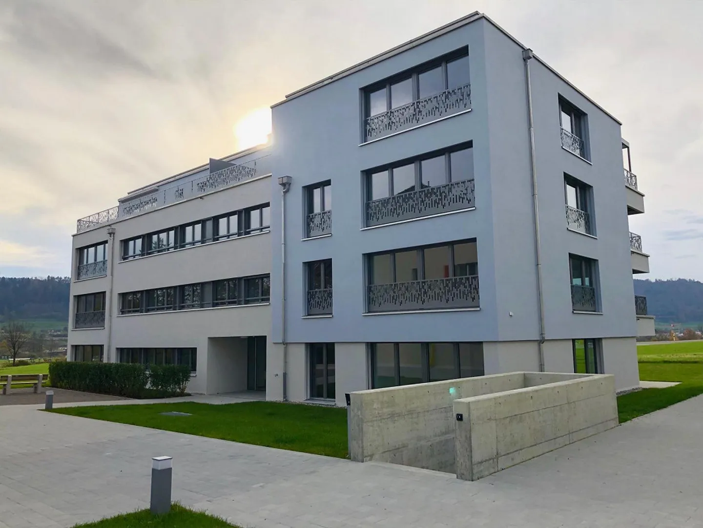 Beautiful 4.5 Room Apartment in Neftenbach - Photo 1 of 9