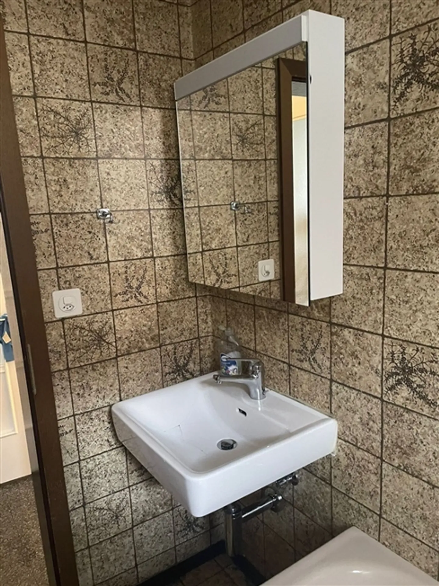 6-Zimmer-Wohnung - Foto 7 von 7