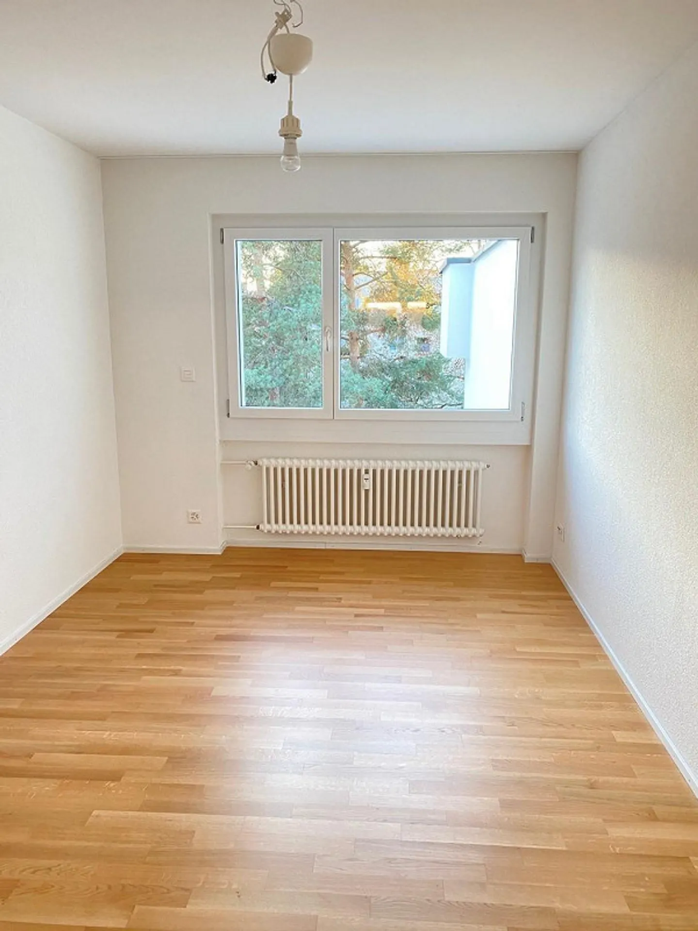 Renovated 3.5-room apartment with balcony - Photo 6 of 10