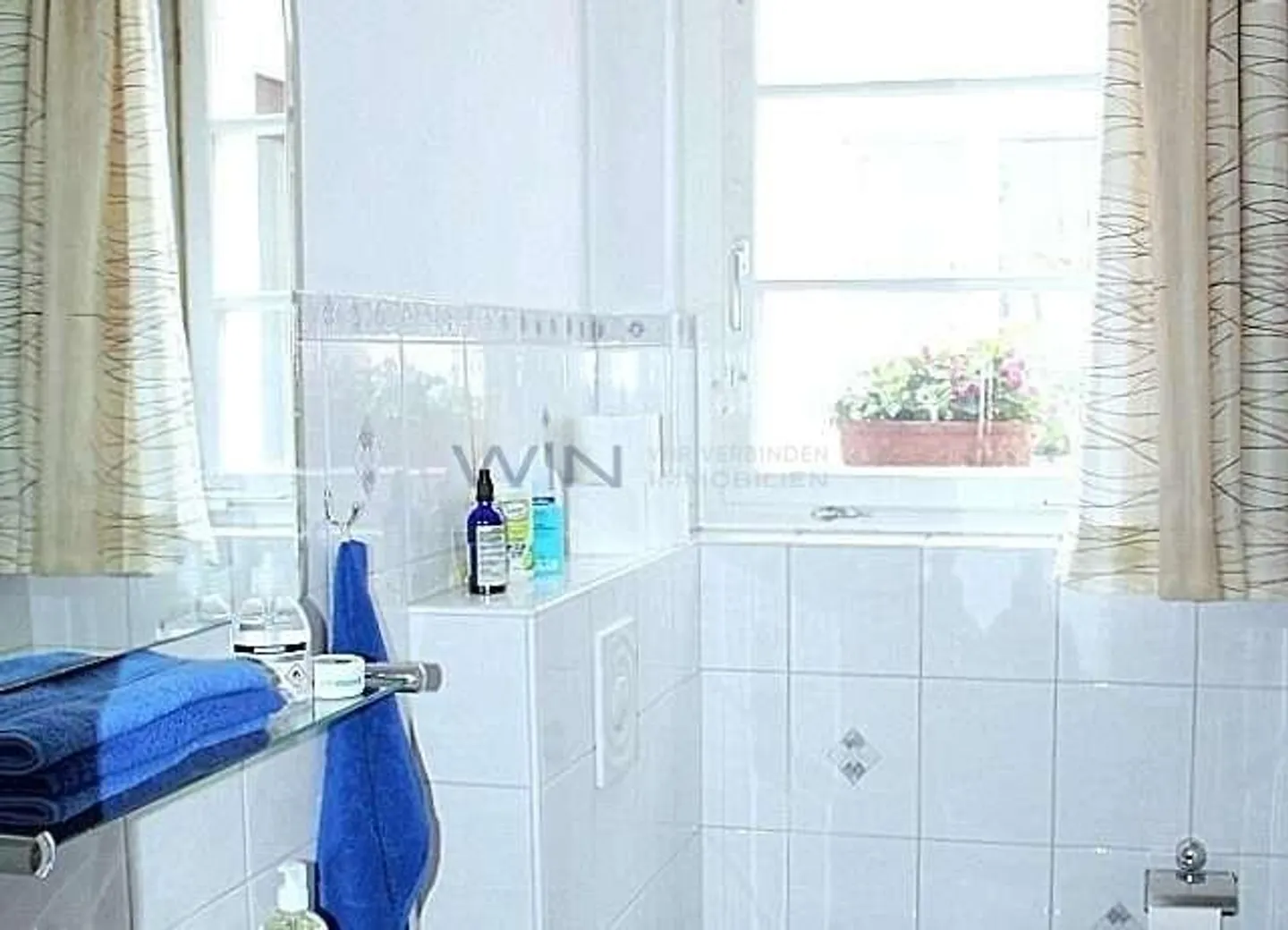 8 Zi-Wohnhaus mit Garage & Garten - Foto 8 von 13