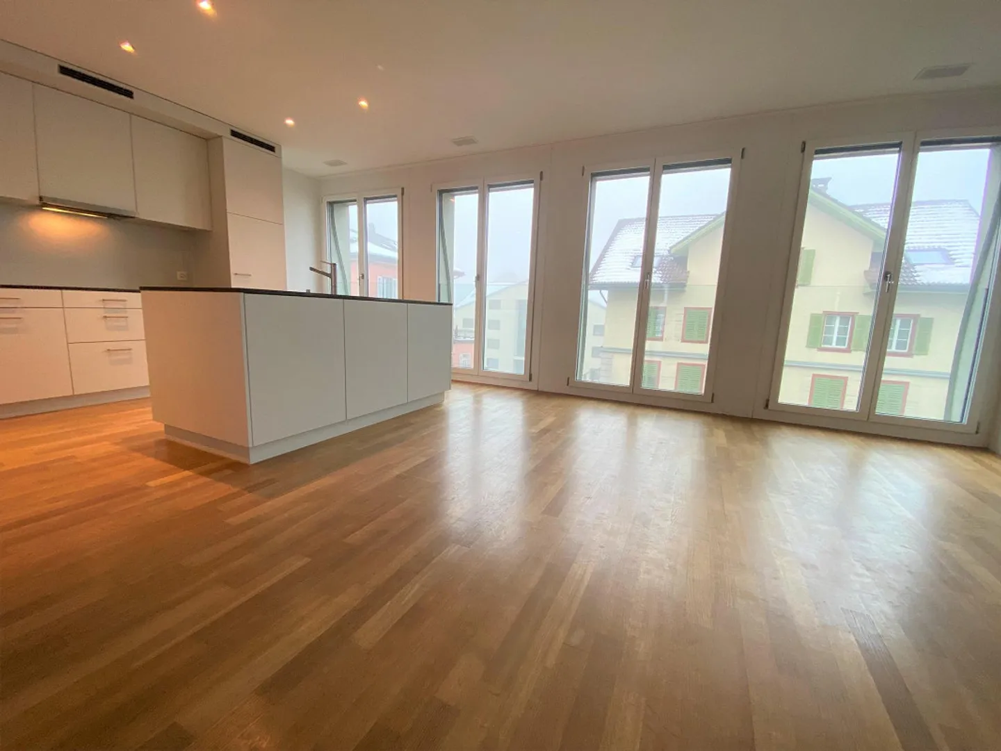 Bright 4.5 Room Apartment in the Heart of Entlebuch - Photo 2 of 10