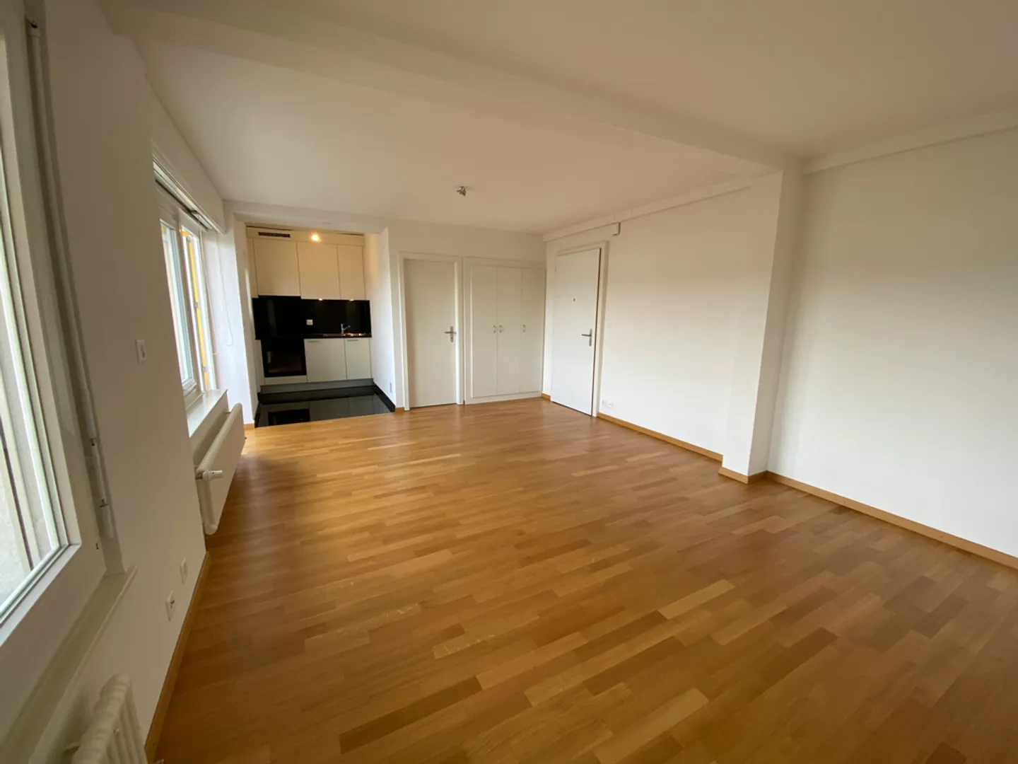 Appartamento completamente ristrutturato a almeno 15 minuti dal centro città - Foto 4 di 8