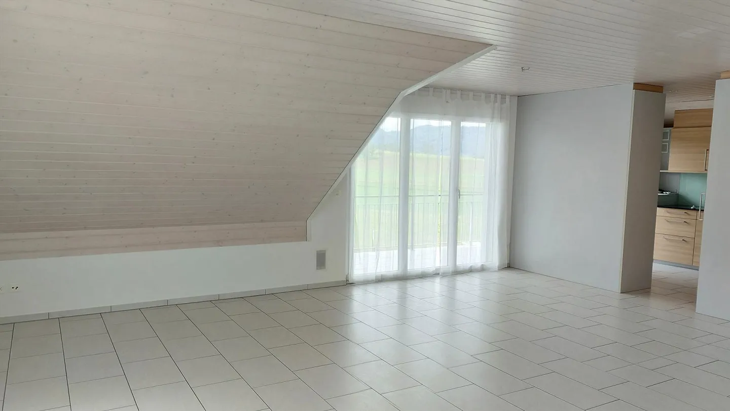 Geräumige 4.5 Zimmer Wohnung - Foto 4 von 19