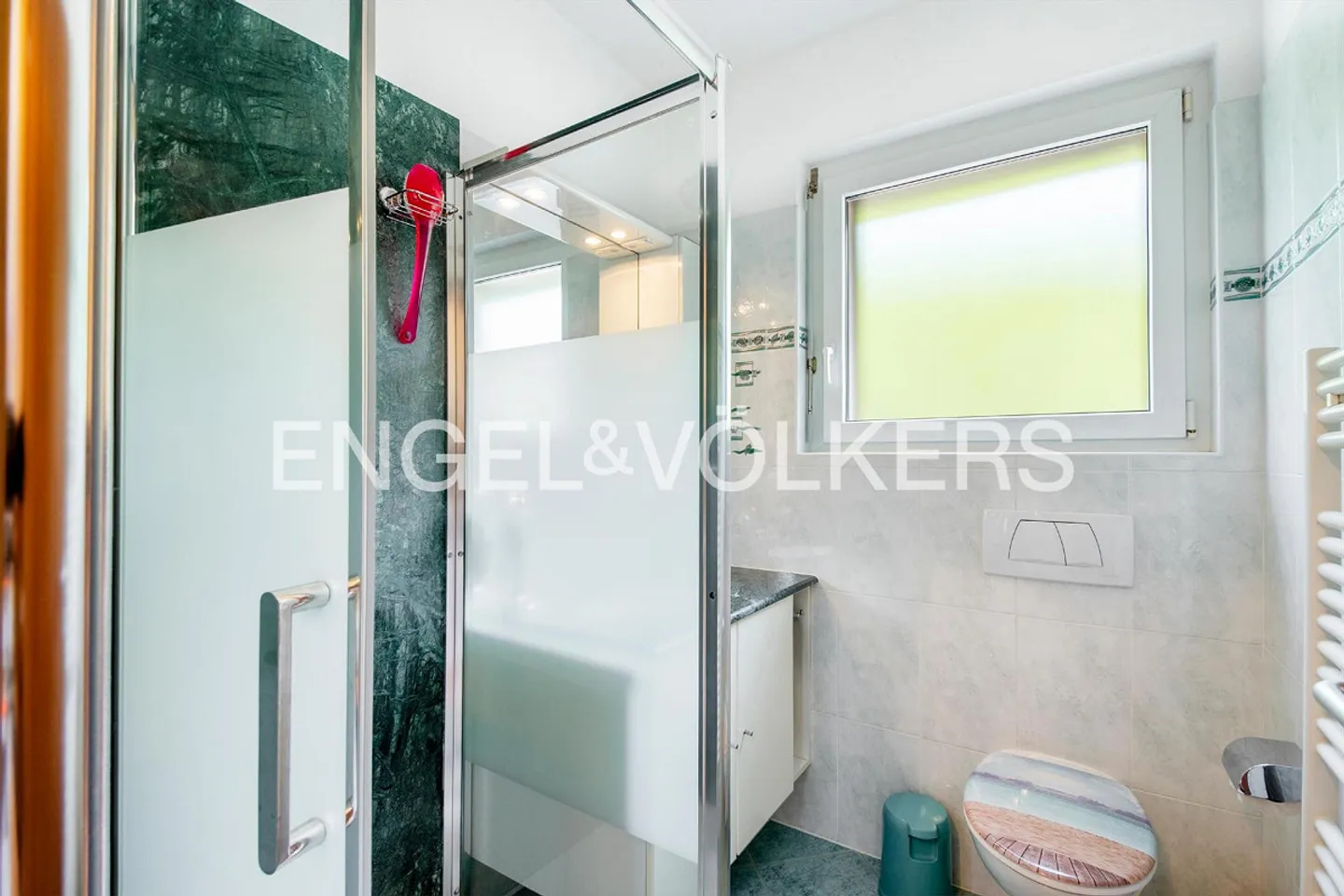Bellissima casa unifamiliare con 5,5 stanze - Foto 11 di 13