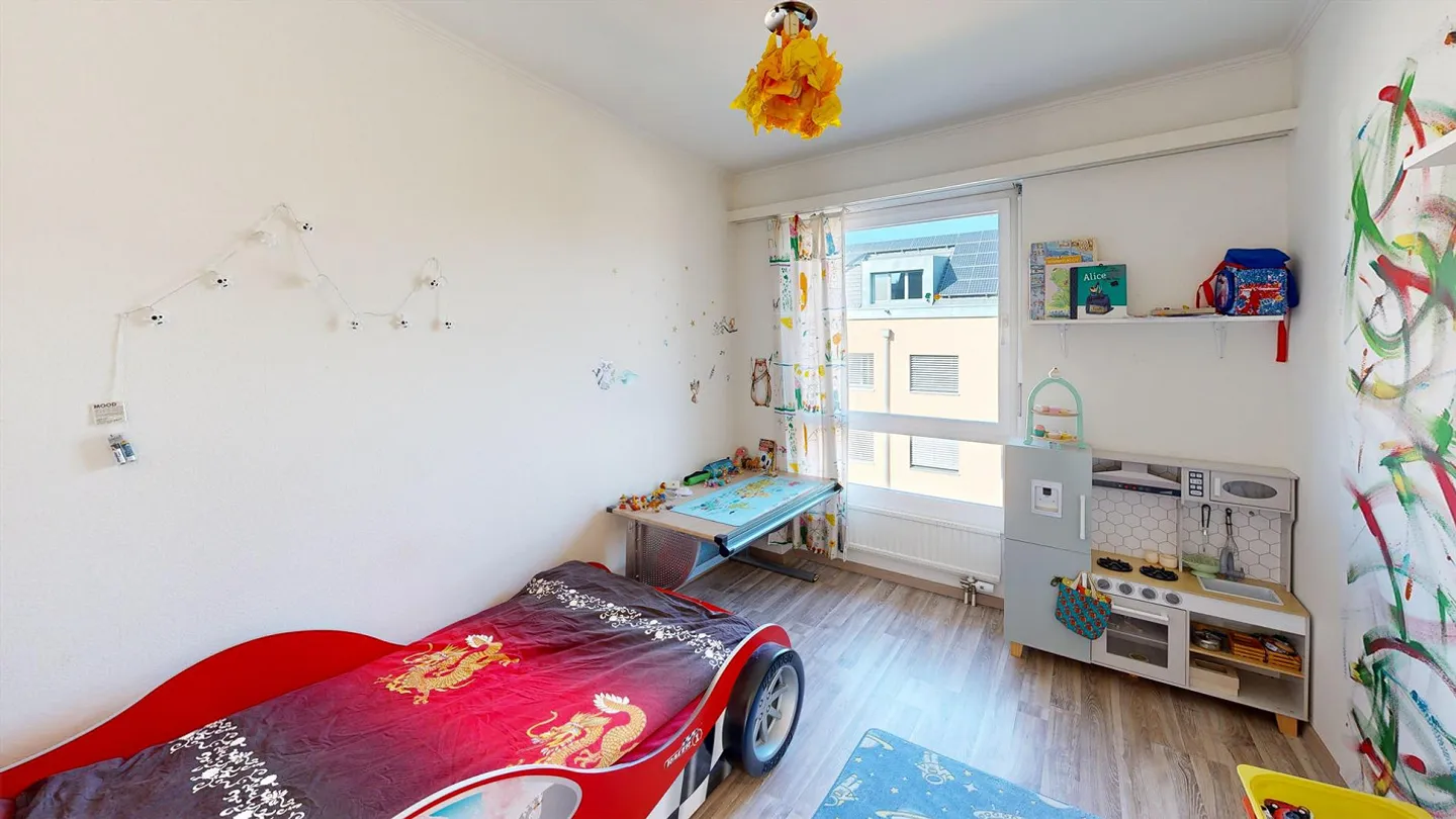 Maison individuelle de 6 pièces dans un emplacement central - Photo 10 sur 17