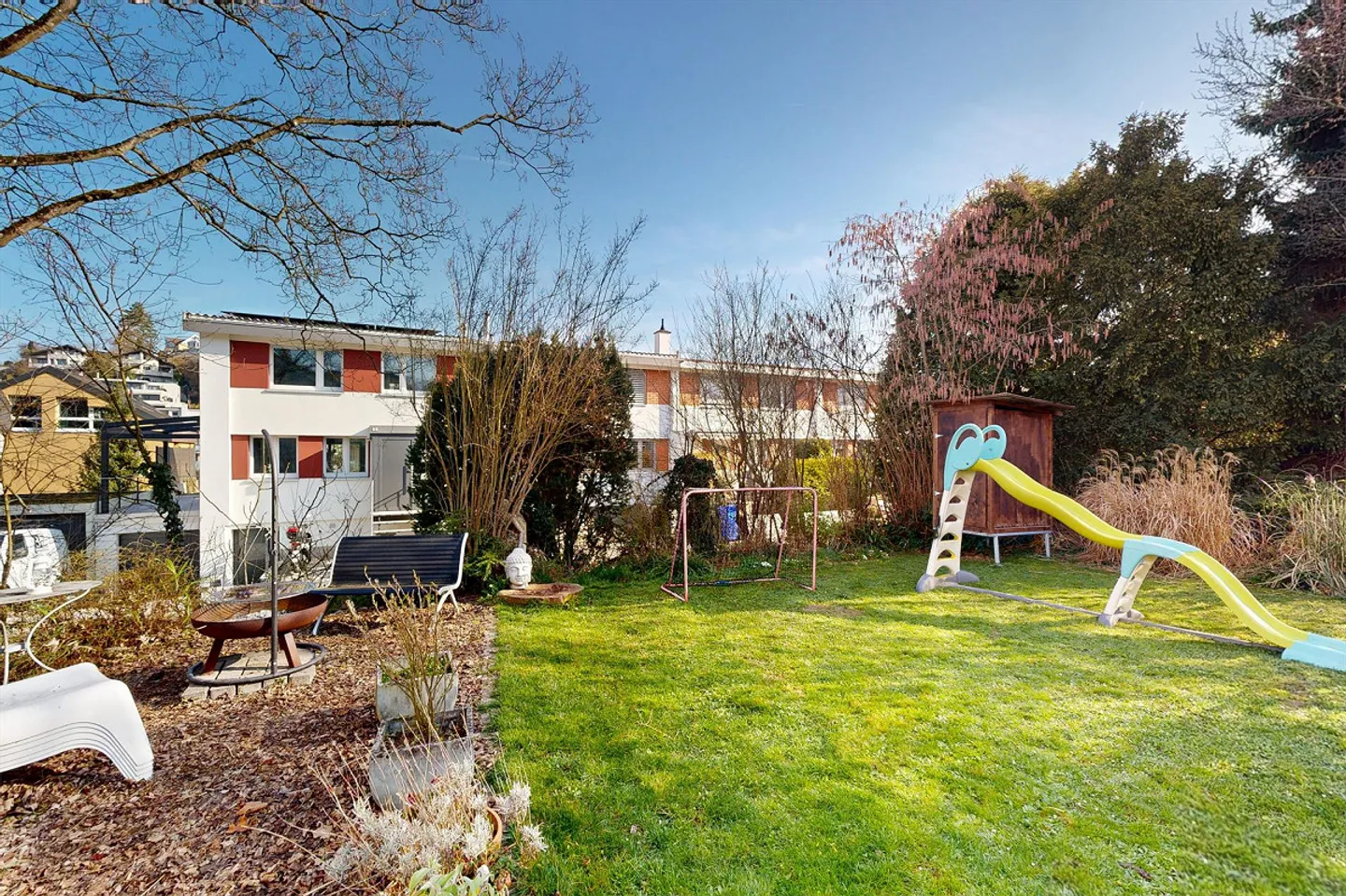 Maison individuelle de 6 pièces dans un emplacement central - Photo 15 sur 17