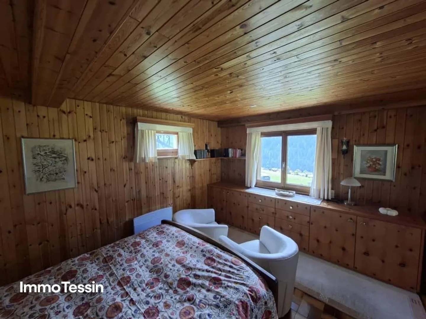DEUXIÈME MAISON : Magnifique chalet avec un travail du bois raffiné et un appartement d'invité... - Photo 11 sur 13