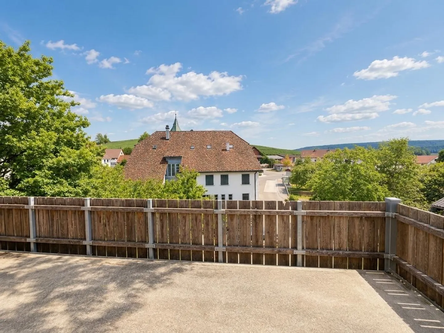 Spacious 4.5-room maisonette apartment in Oberhallau - Photo 3 of 13