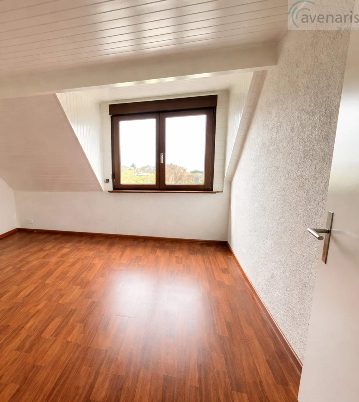 Casa bifamiliare con vista esclusiva sul Lago di Ginevra e sulle montagne - Foto 9 di 17