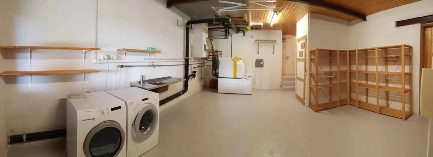 Charmante maison mitoyenne de 4½ pièces avec jardin et place de parc - Photo 9 sur 12