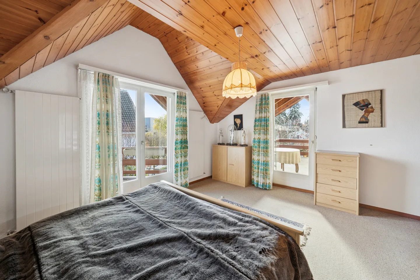 Großes 6,5-Zimmer-Haus auf großem Grundstück in Meyriez - Foto 8 von 13