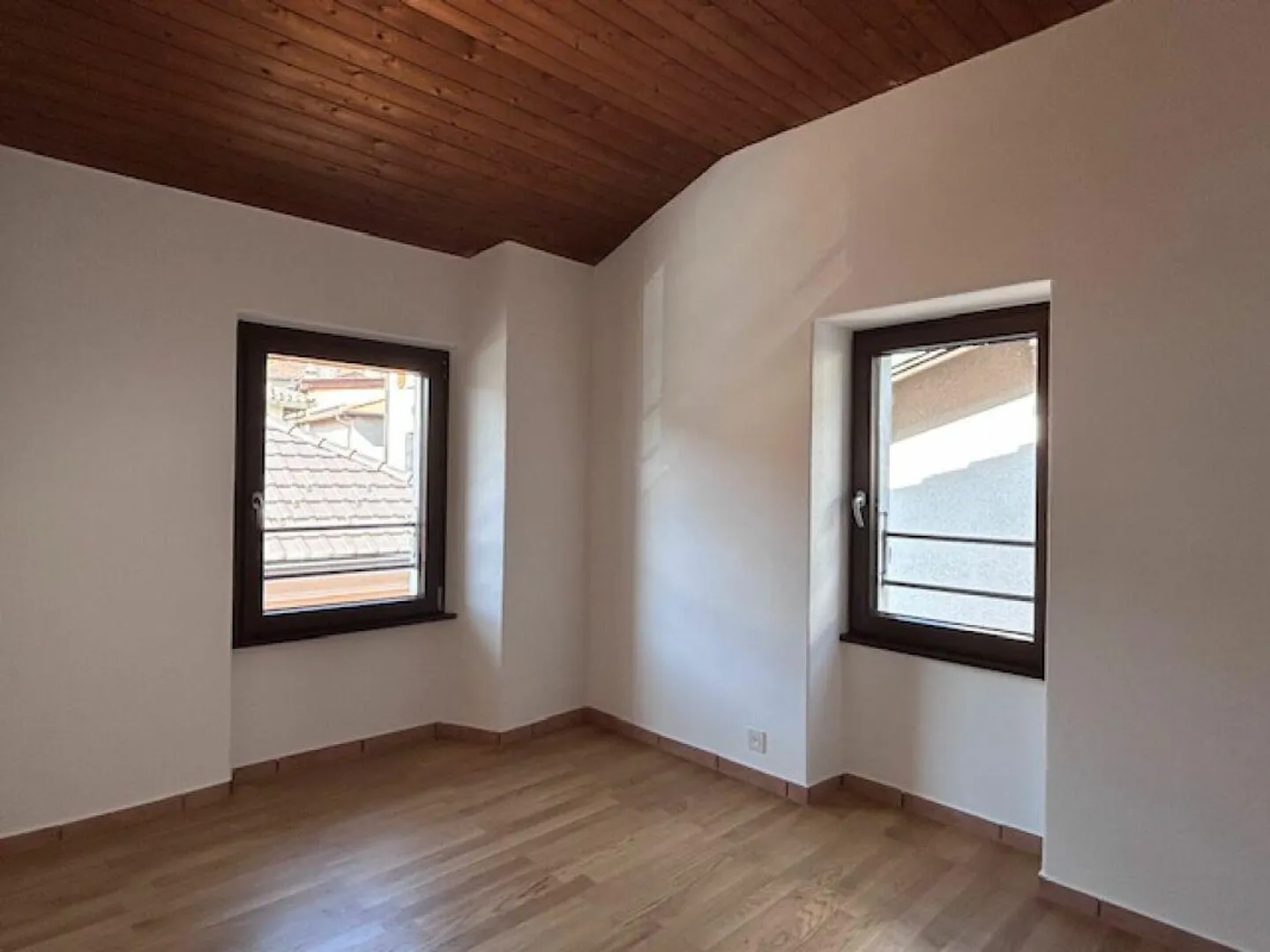 4.5 ROOM DUPLEX APARTMENT WITH GARDEN - Photo 13 of 19
