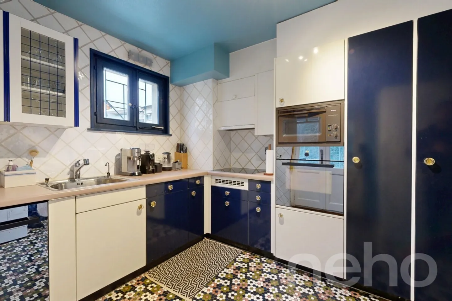 House with great potential in the center of Morges and independent apartments - Photo 3 of 12