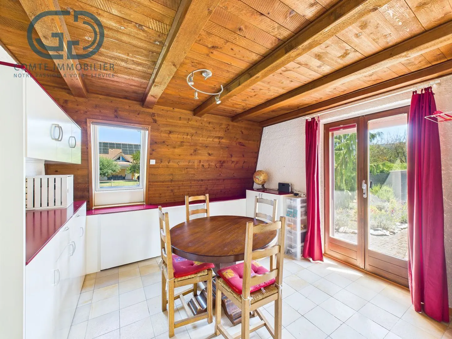 Einfamilienhaus mit großem Potenzial in Glovelier - Grundstück von 1943 m2 - Foto 7 von 13